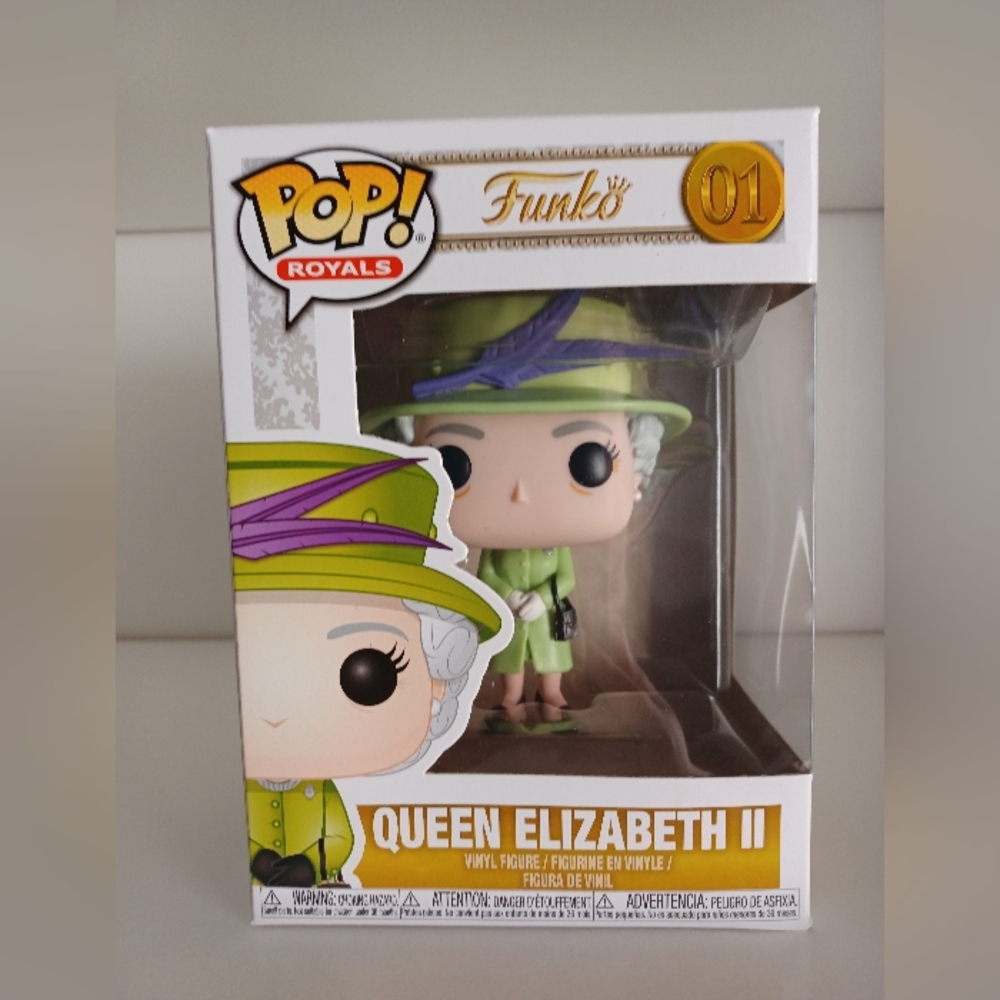 Queen Elizabeth II‎ From The Royal Family 01 Vinyl Figure Funko Pop Collectile
